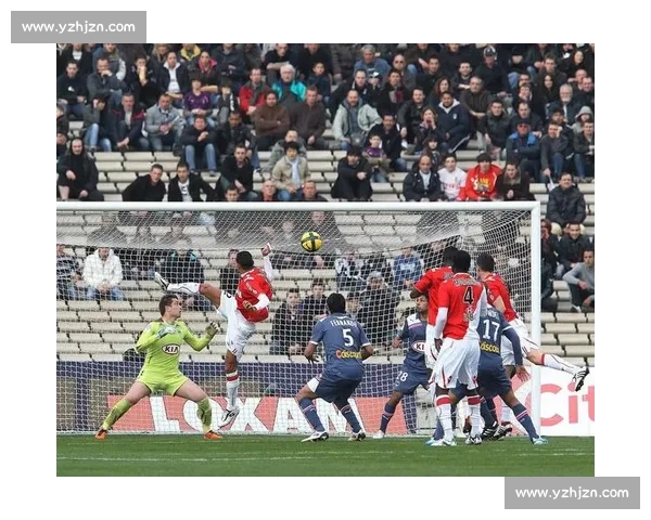 阿贾克斯对阵拜仁慕尼黑强强对话欧冠焦点之战前瞻解析血性碰撞全景解读